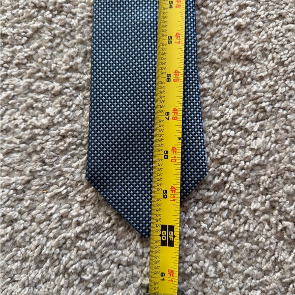 Hugo Boss Silk Tie Made in Italy – Blue Check Pattern - Picture 6 of 6